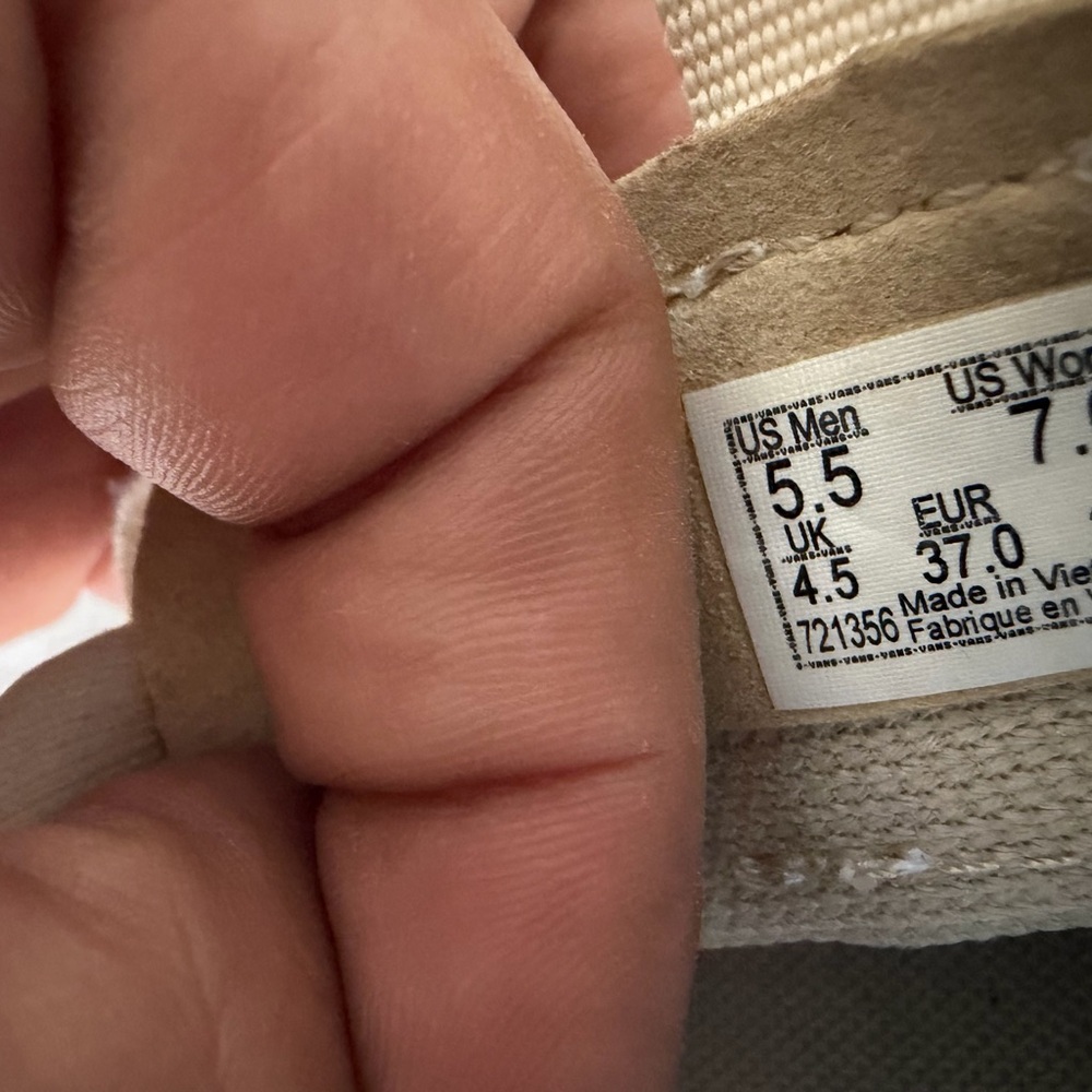 Vans Cream and White Casual Sneakers - Picture 7 of 8